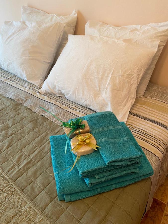 Comfortable Guest Room With Balcony Beniarjo 외부 사진